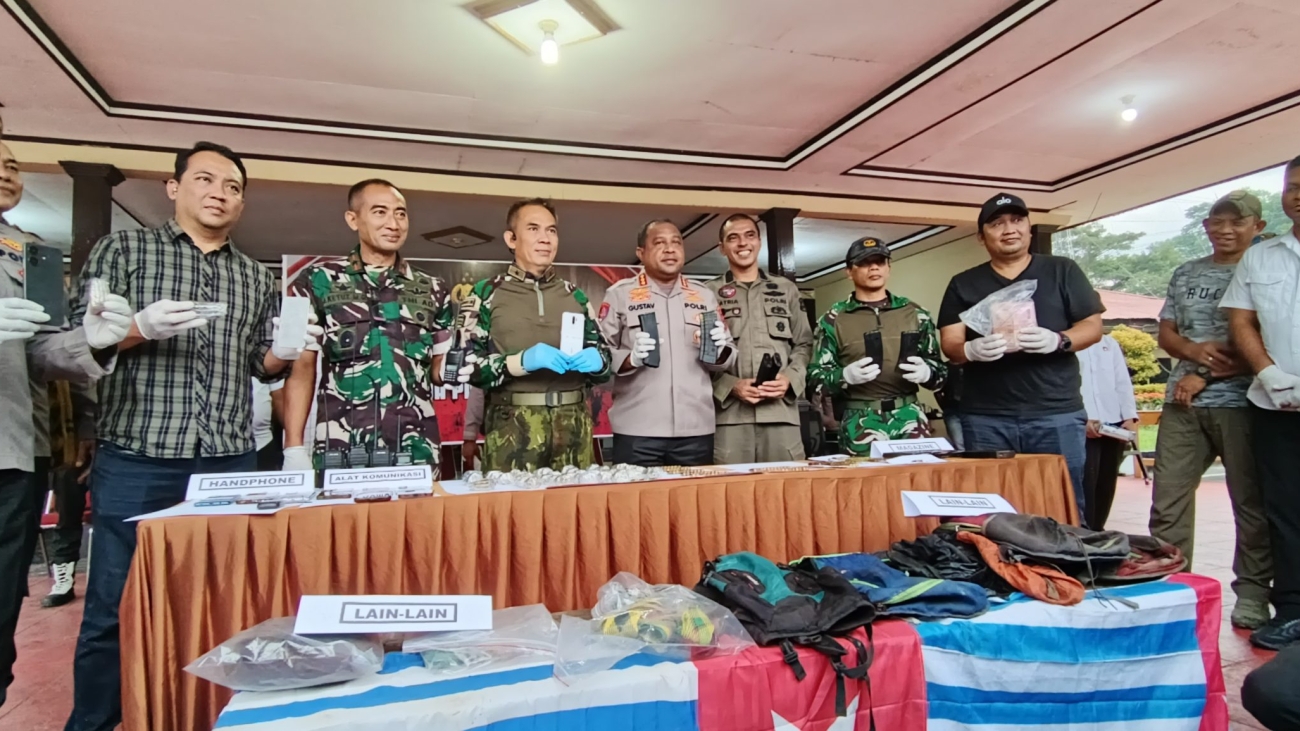 filter: 0; fileterIntensity: 0.0; filterMask: 0; captureOrientation: 0;
hdrForward: 0; module: photo;hw-remosaic: false;touch: (-1.0, -1.0);sceneMode: 3145728;cct_value: 0;AI_Scene: (-1, -1);aec_lux: 0.0;aec_lux_index: 0;HdrStatus: auto;albedo:  ;confidence:  ;motionLevel: 0;weatherinfo: null;temperature: 40;