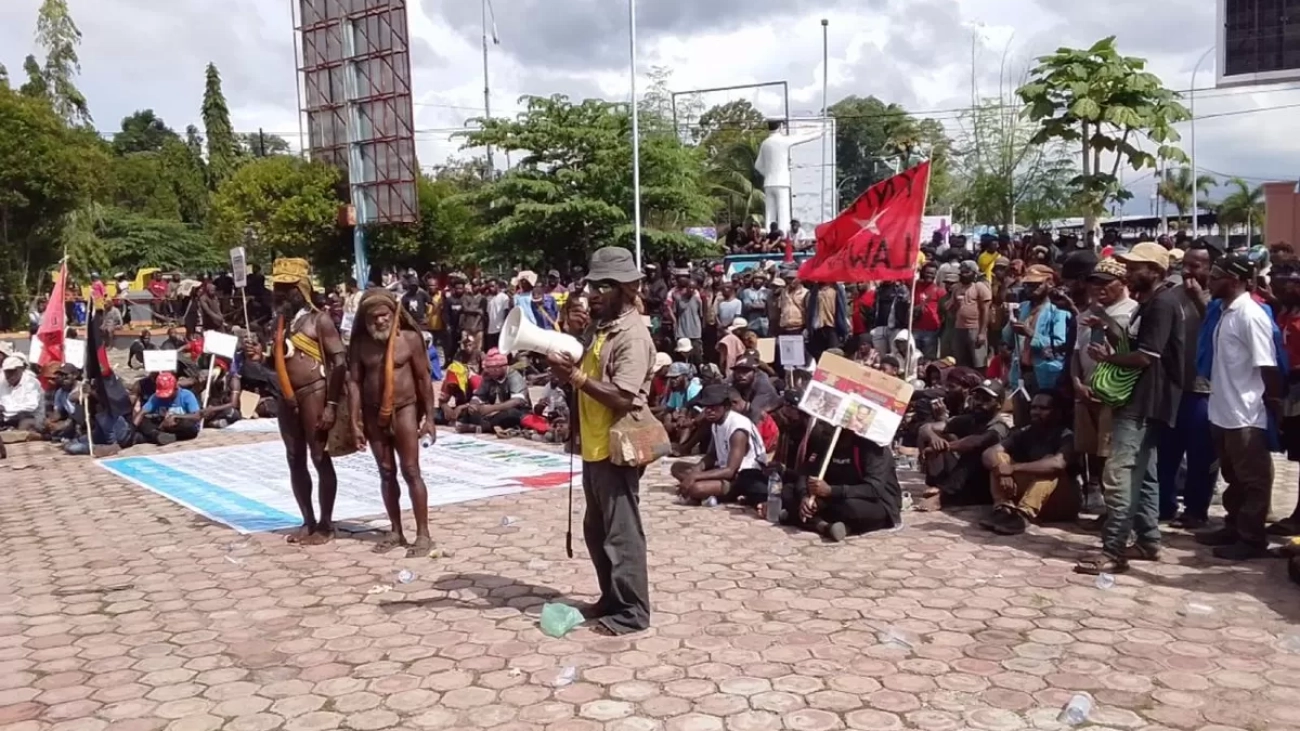 f5f36d6b-093c-4dd7-ae0a-c225a5b5559d-90049711