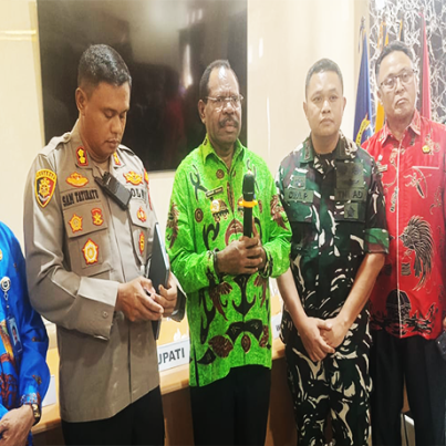 482db0de-b96d-4740-bb51-c5f828e8ccd8_large_19-6-2026-Tertibkan-Administrasi-Bupati-Nabire-Wajibkan-Kendaraan-Luar-Daerah-Segera-Mutasi